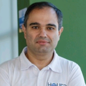 Gustavo Palhares