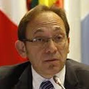 Ricardo J Sánchez