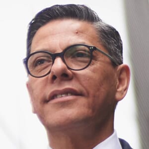 Carlos Adams