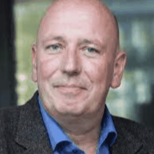 Andreas Nölke