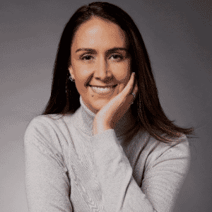 Adriana Alcântara
